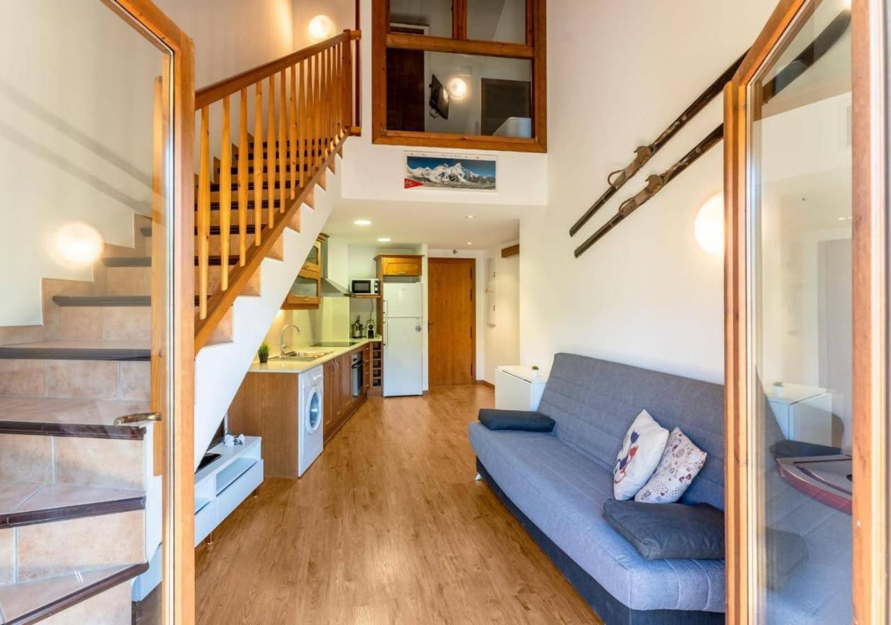 Farrera Apartamentsaloriaburg מראה חיצוני תמונה