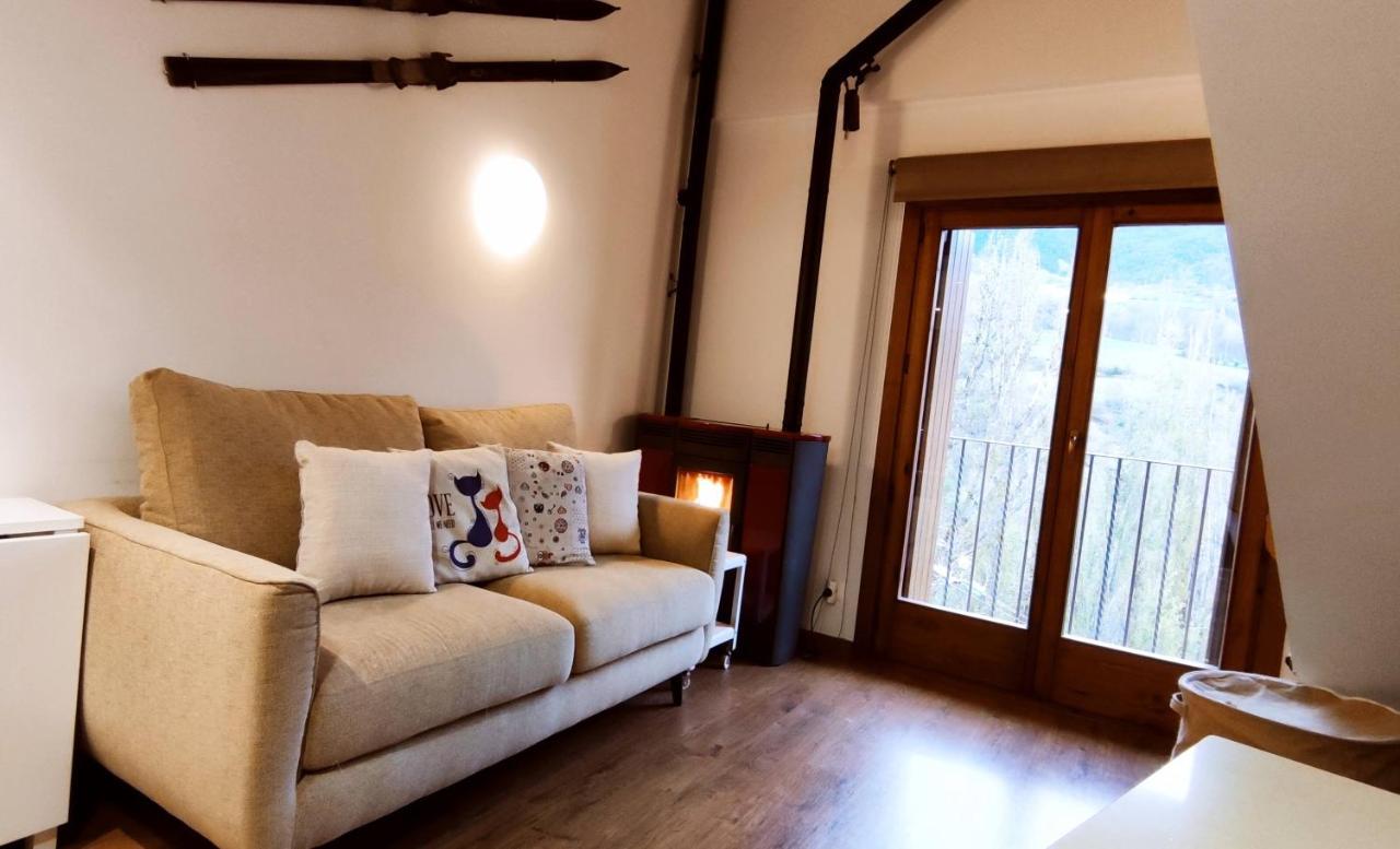 Farrera Apartamentsaloriaburg מראה חיצוני תמונה